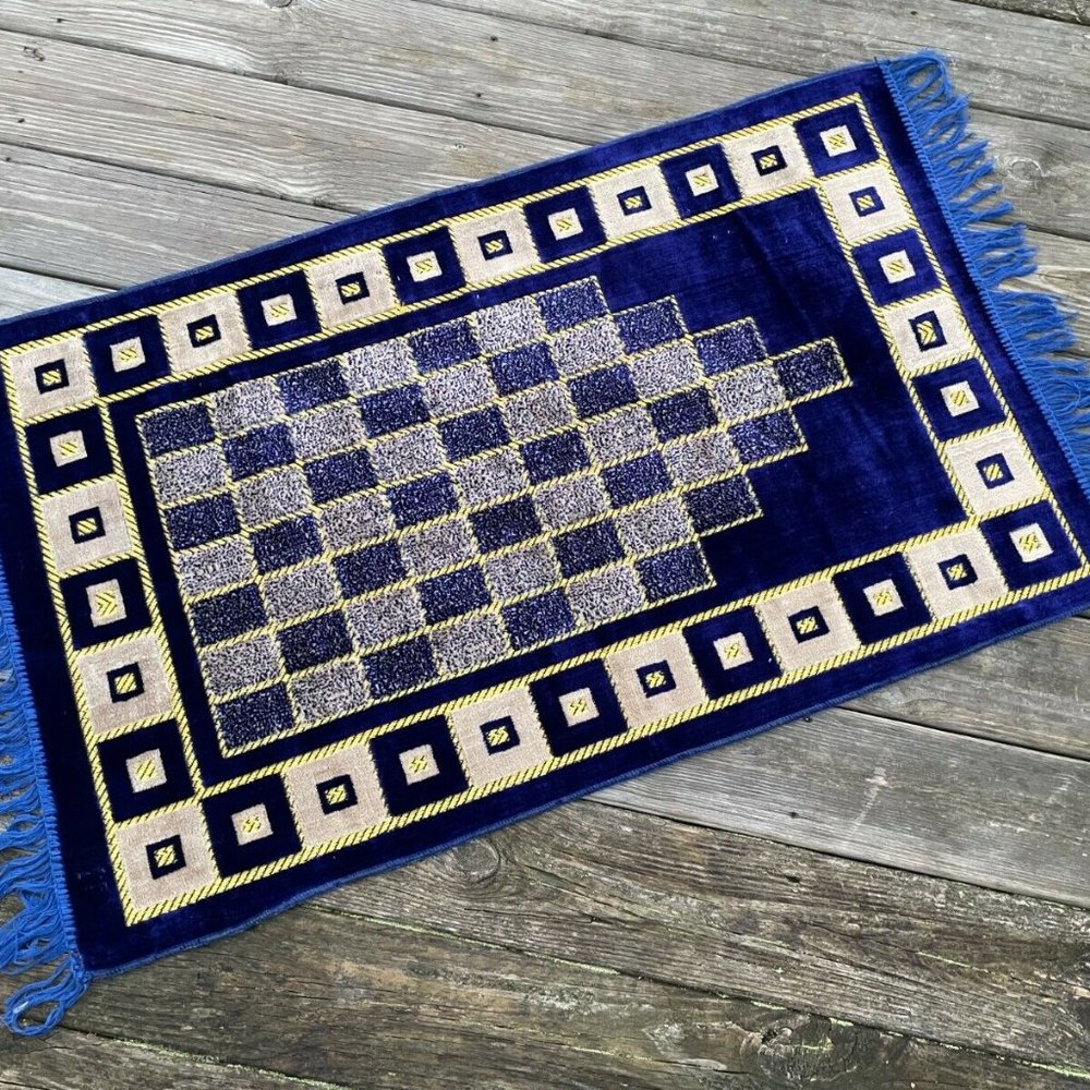 Pray Rug Jai Namaz Area Rug Blue Velvet Soft Religious Rug Muslim Islamic Rug - Picture 1 of 10